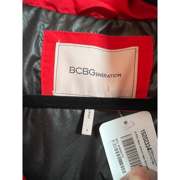 BCBG Sz Small Red‎ Insulated Removable Hood Parka Puffer NWT - Picture 10 of 10